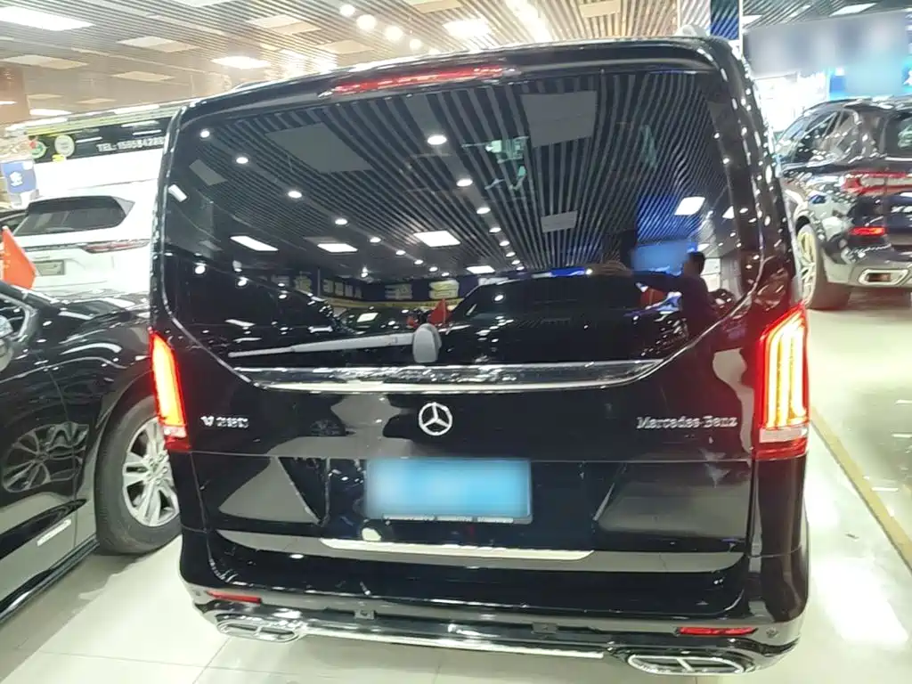 Mercedes-Benz V-Class — миниатюра 6