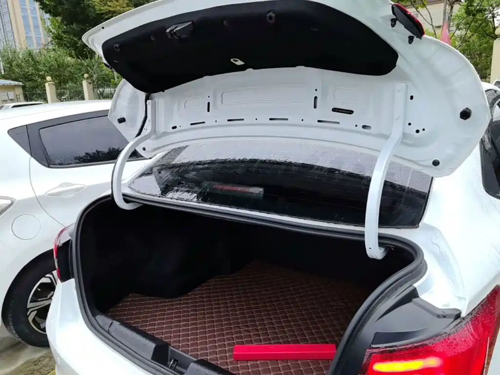 Chery New Energy Arrizo e — миниатюра 19