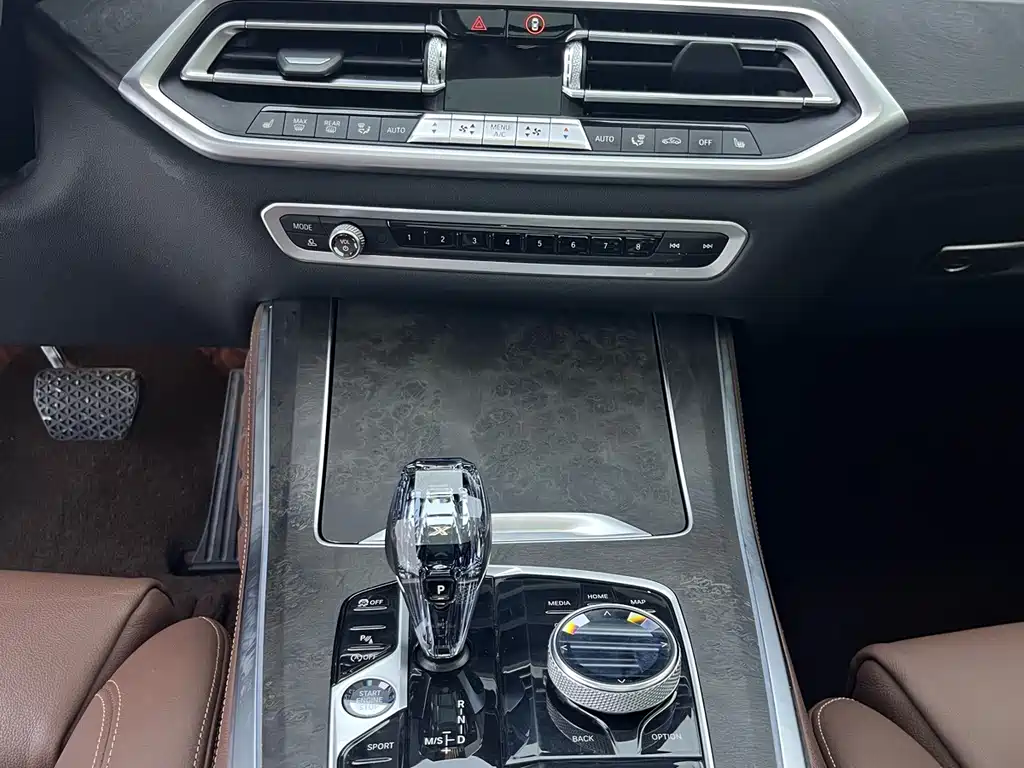 BMW X5 (Import) — миниатюра 10