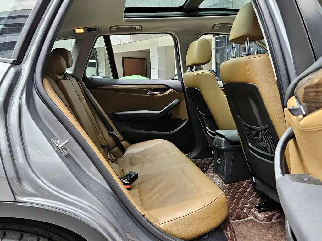 BMW X1 (Import) — миниатюра 12