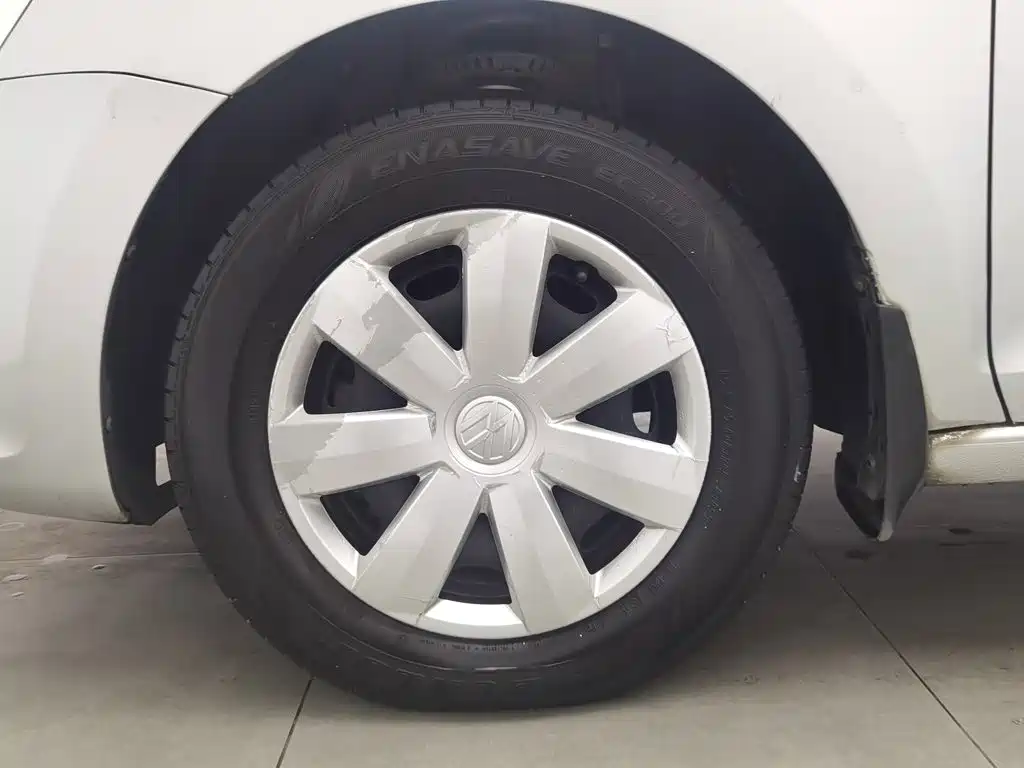Volkswagen Santana — миниатюра 17
