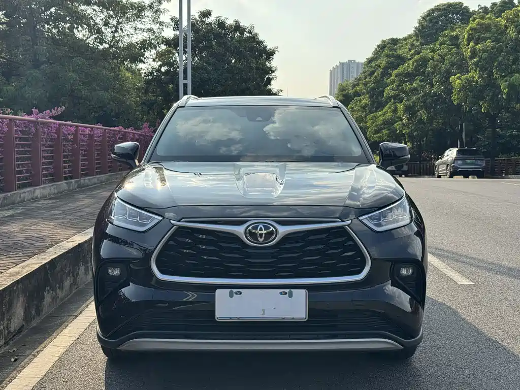 Toyota Highlander — миниатюра 2