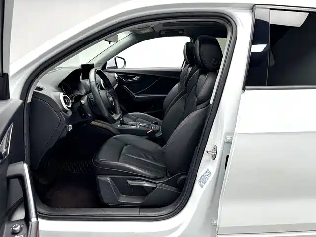 Audi Q2L — миниатюра 5