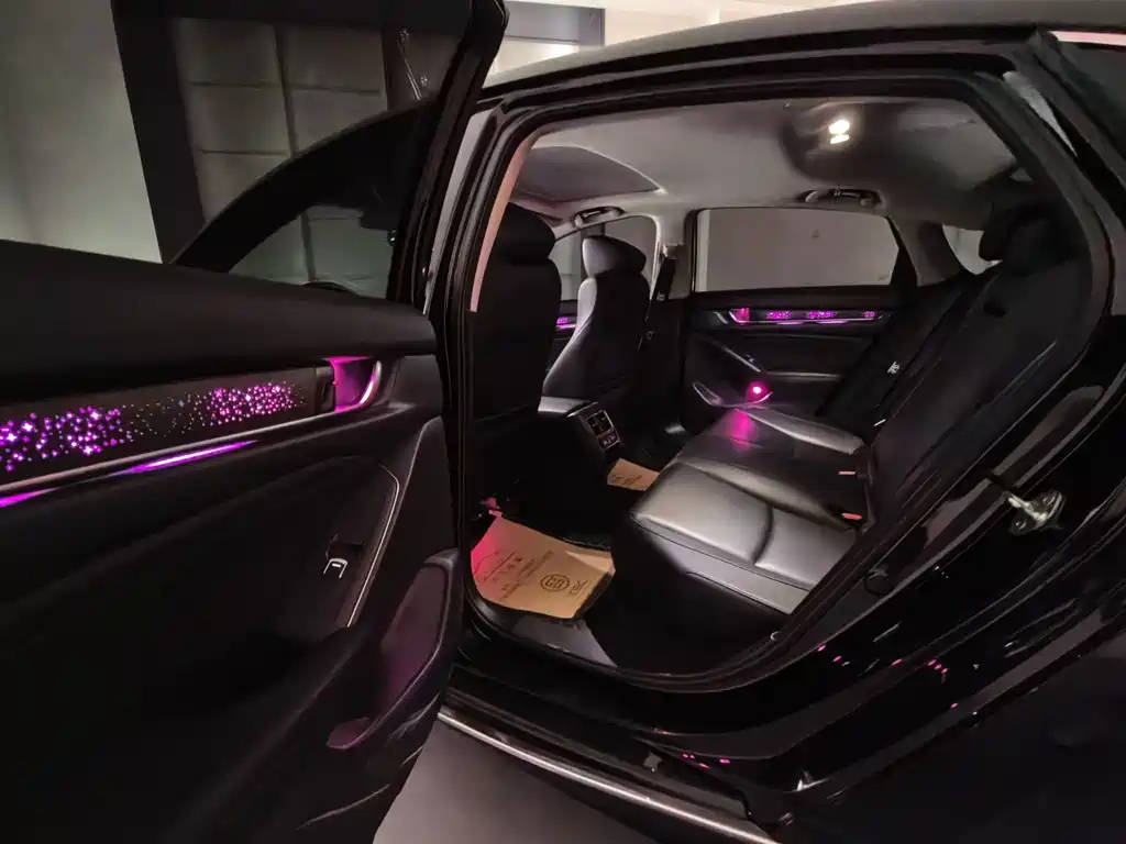 Honda Accord 2022 — фото 13