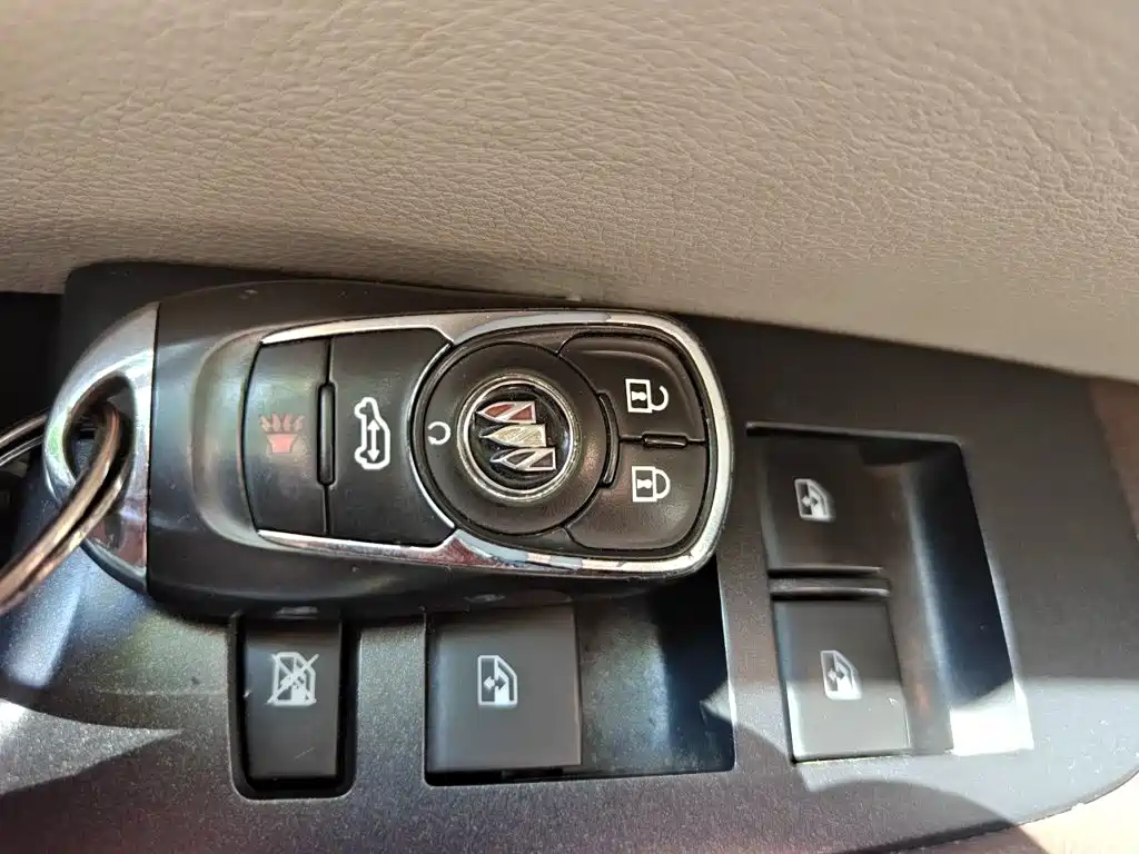 Buick GL8 — миниатюра 9