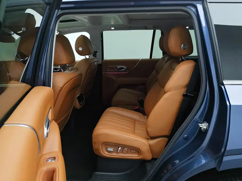 GAC Motor Trumpchi Xiangwang S9 — миниатюра 15