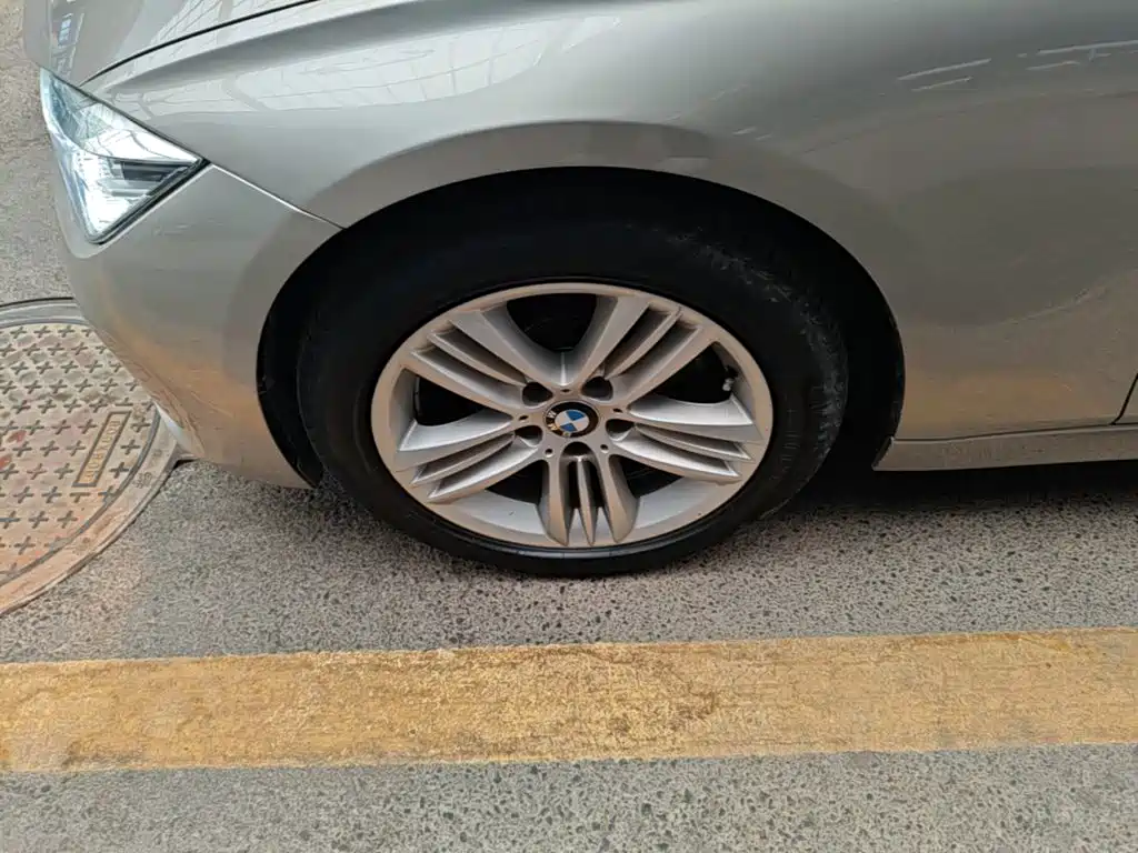 BMW 3 Series — миниатюра 23