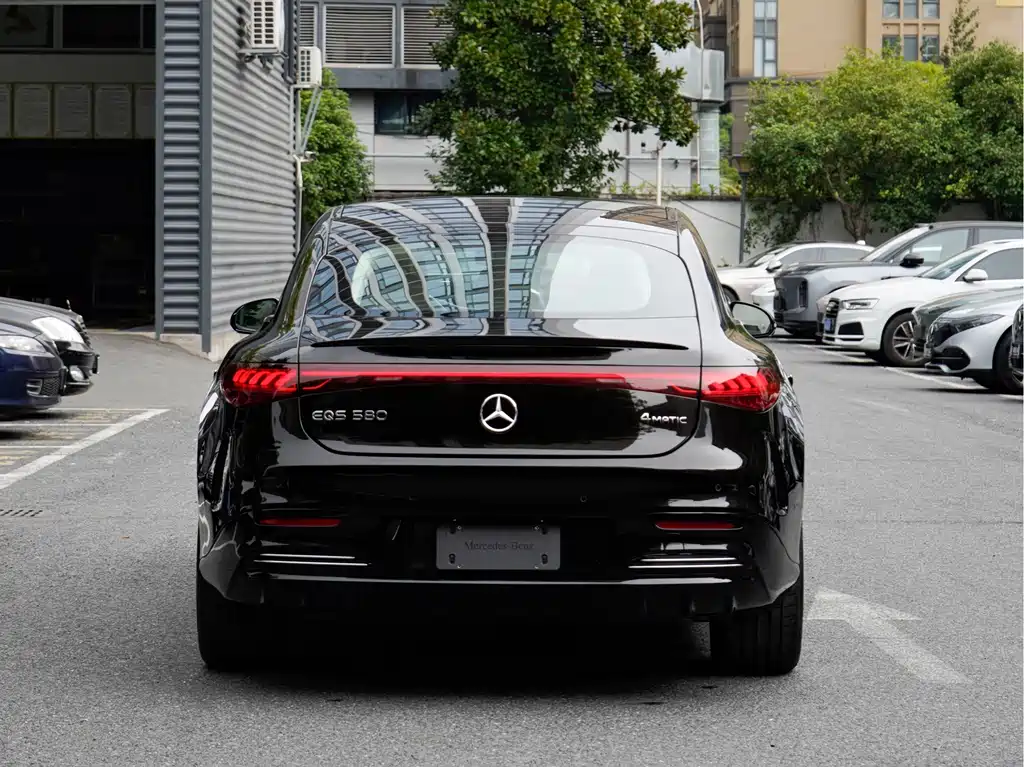 Mercedes-Benz EQS — миниатюра 4