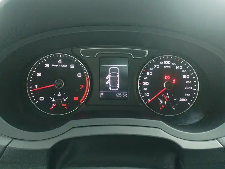 Audi Q3 — миниатюра 14