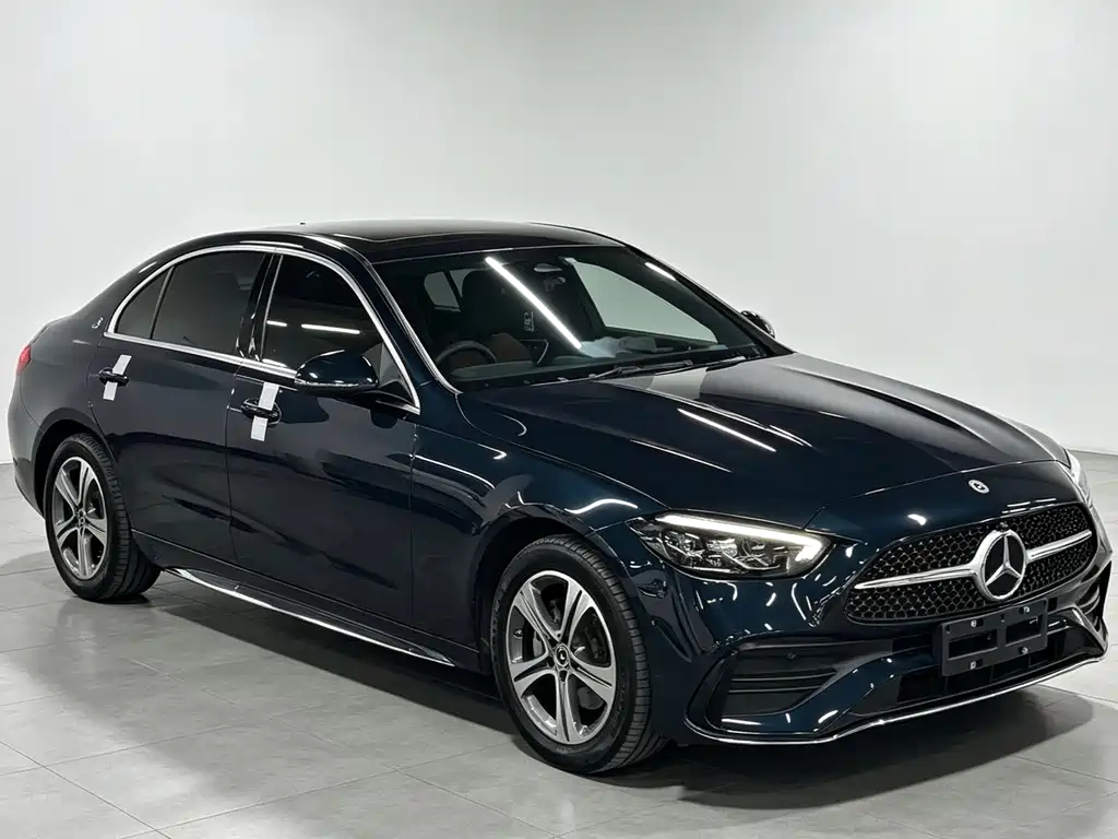Mercedes-Benz C-Class — миниатюра 3
