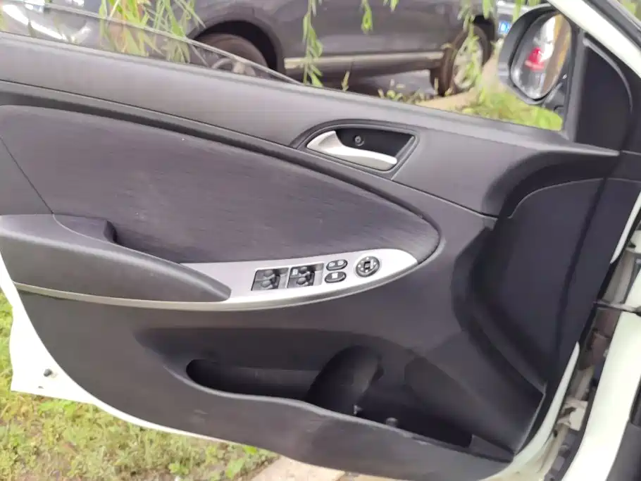 Hyundai Ruiyi — миниатюра 7
