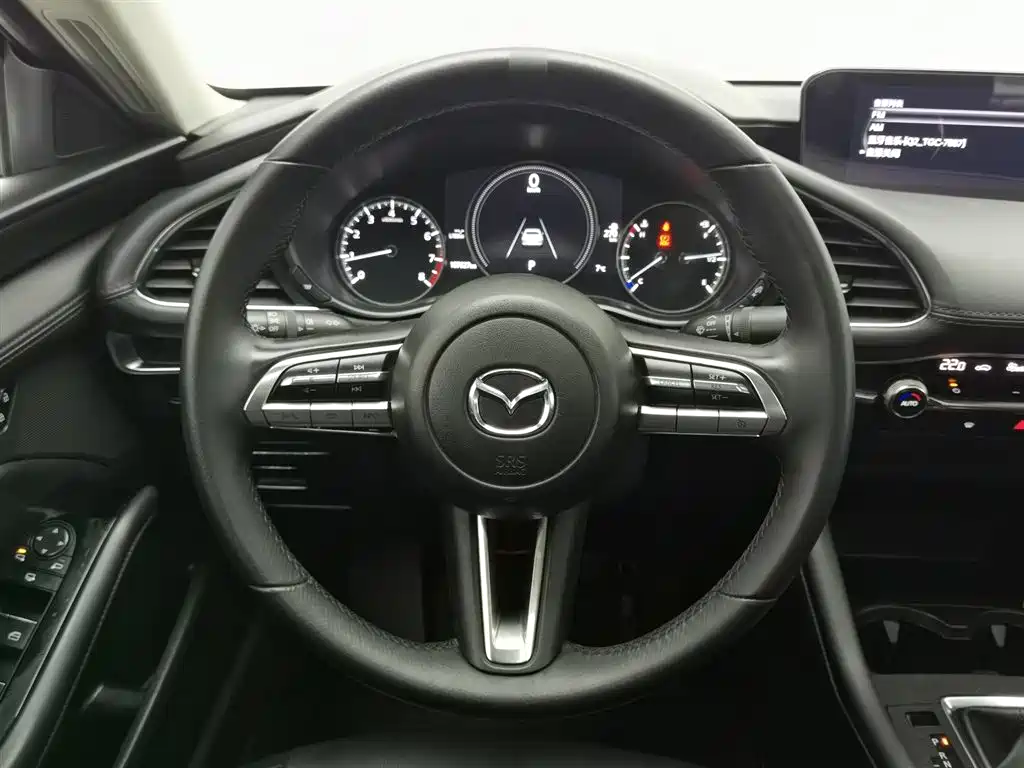 MAZDA 3 ANGKESAILA
