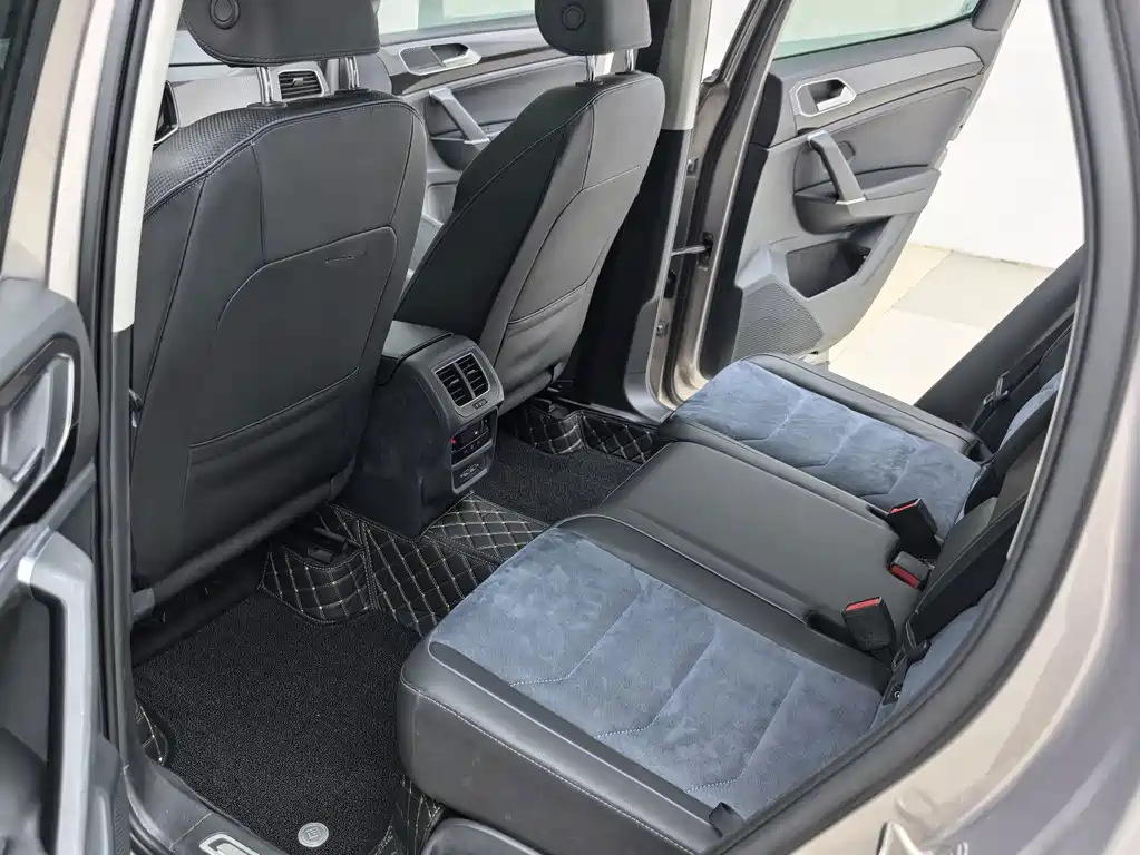 Volkswagen X — миниатюра 15