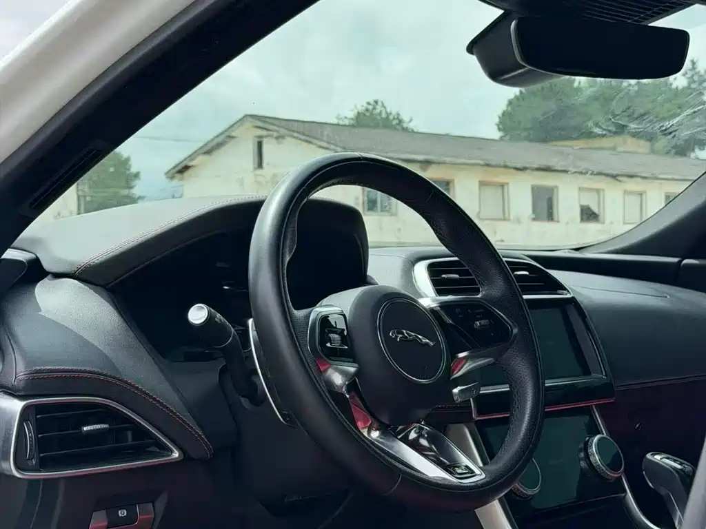 Jaguar XEL 2024 2.0T 250PS R-DYNAMIC S Sport
