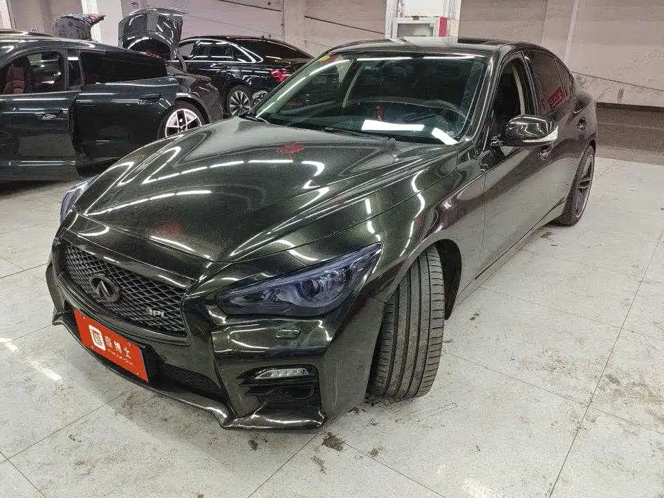Купить Infiniti Q50