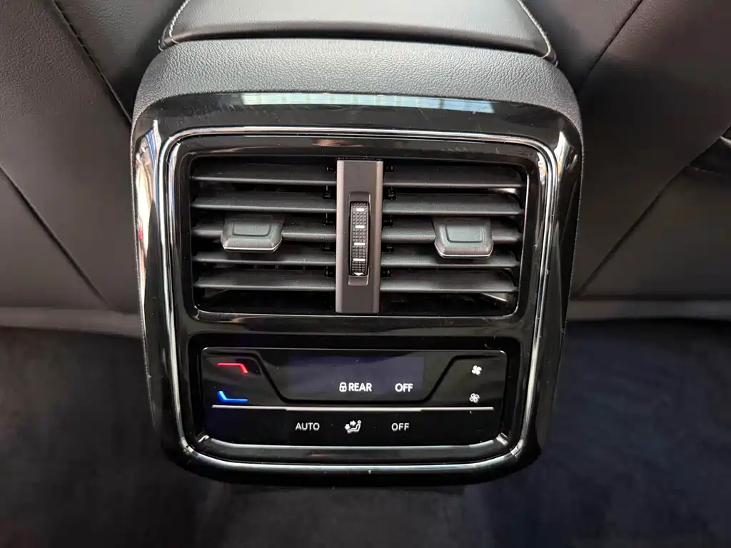 Volkswagen Passat — миниатюра 14