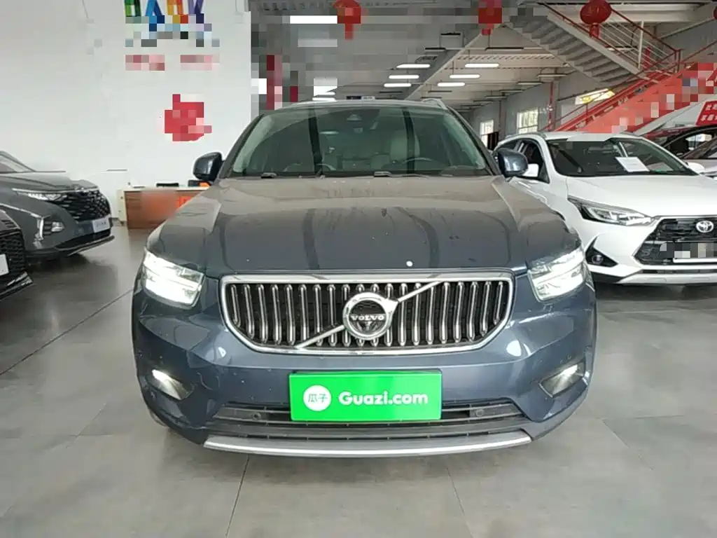 Volvo XC40 — миниатюра 3