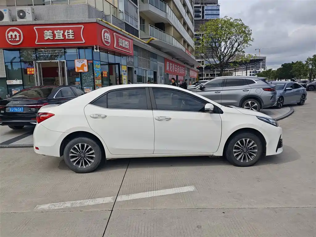Toyota Corolla — миниатюра 3