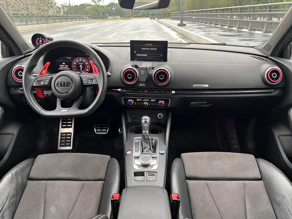 Audi S3 — миниатюра 5