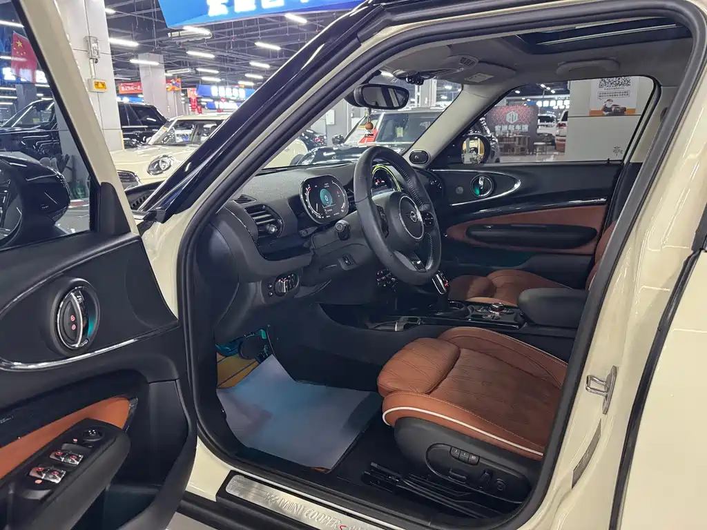 MINI Mini Clubman — миниатюра 7
