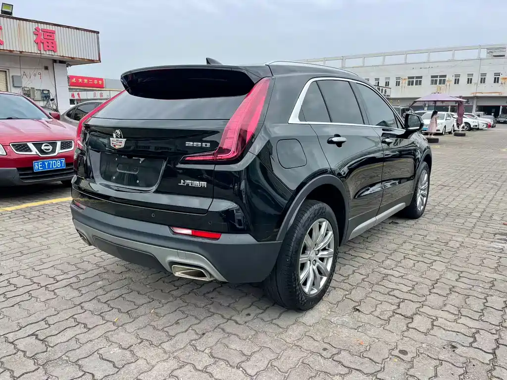 Cadillac XT4 — миниатюра 7