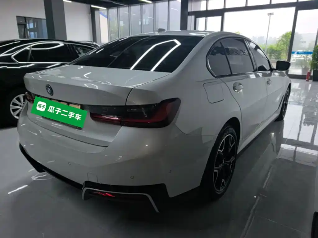 BMW i3 — миниатюра 7