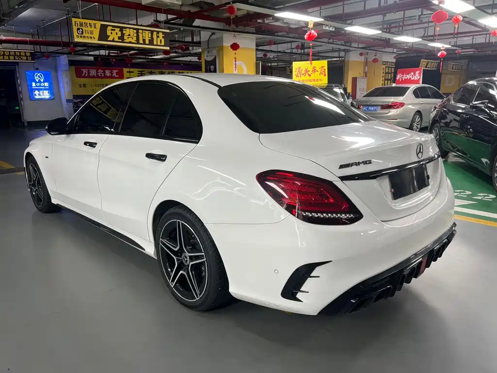 Mercedes-Benz C-Class — миниатюра 7