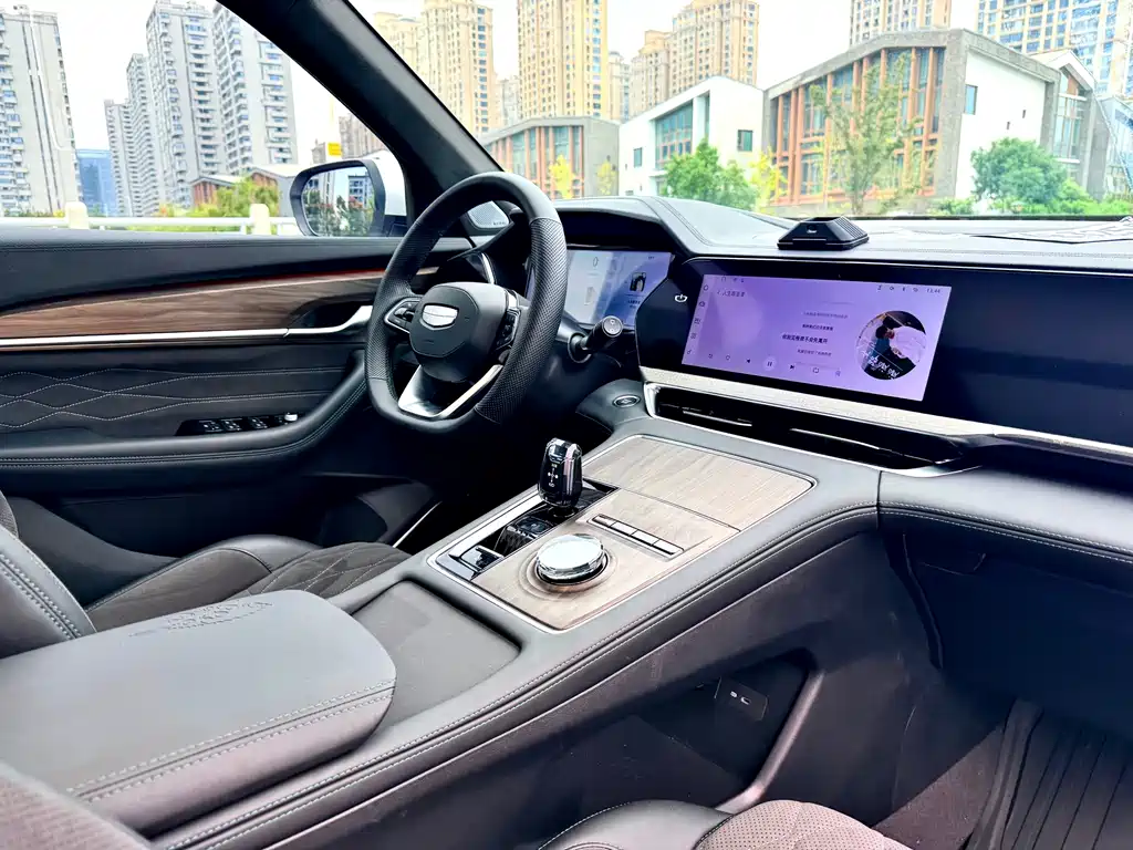 Geely Xingyue L — миниатюра 15