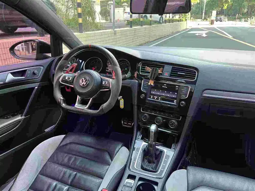 Volkswagen Golf — миниатюра 7