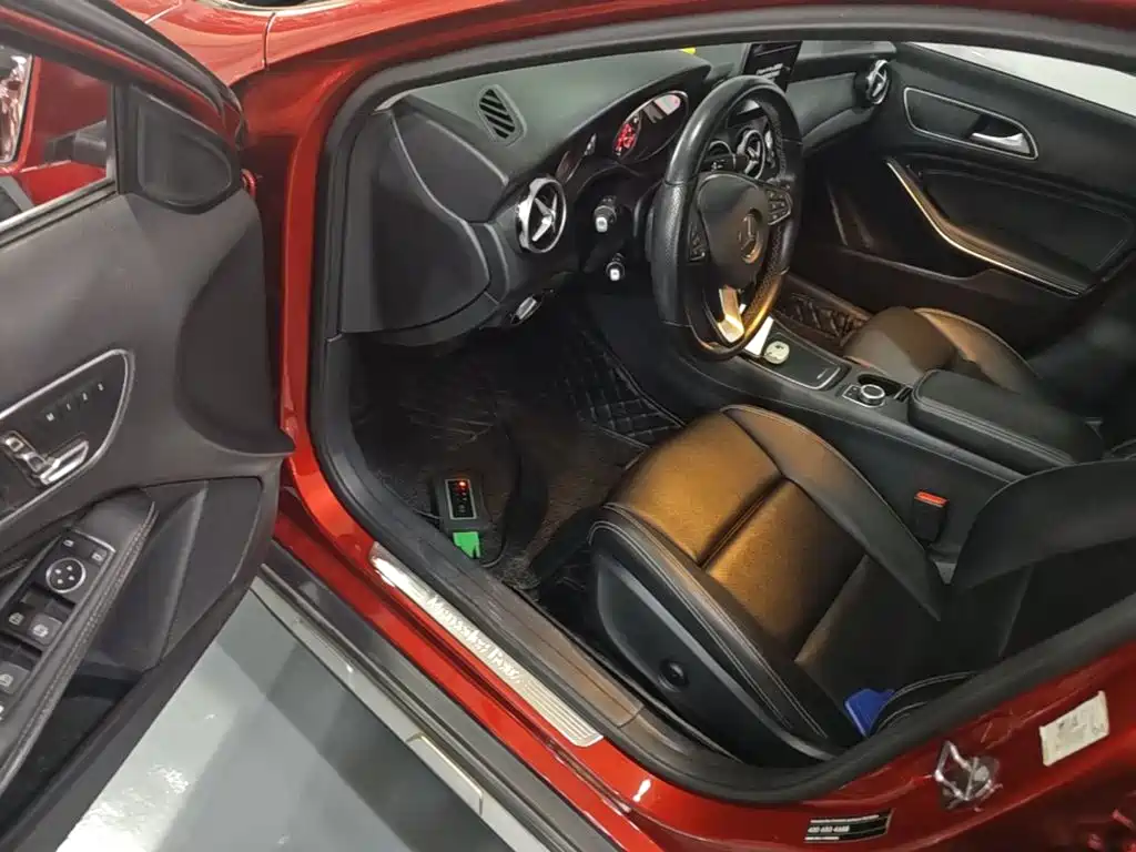 Mercedes-Benz GLA — миниатюра 16