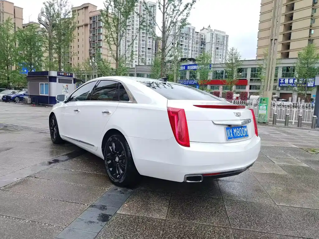 Cadillac XTS — миниатюра 9