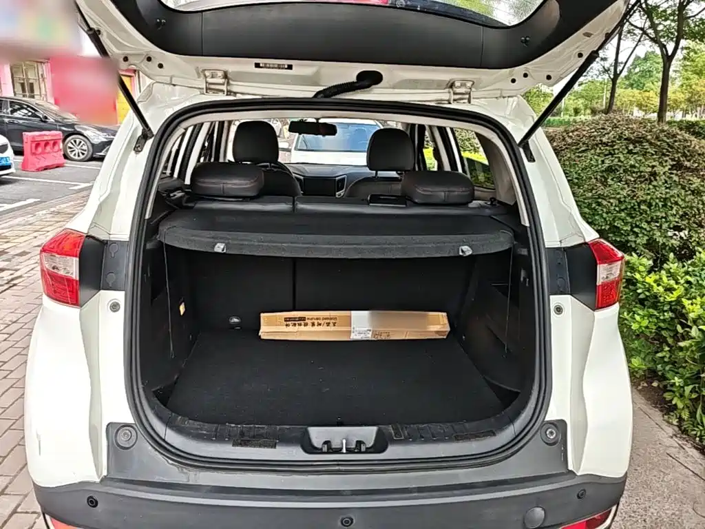 Changan CS15 — миниатюра 19