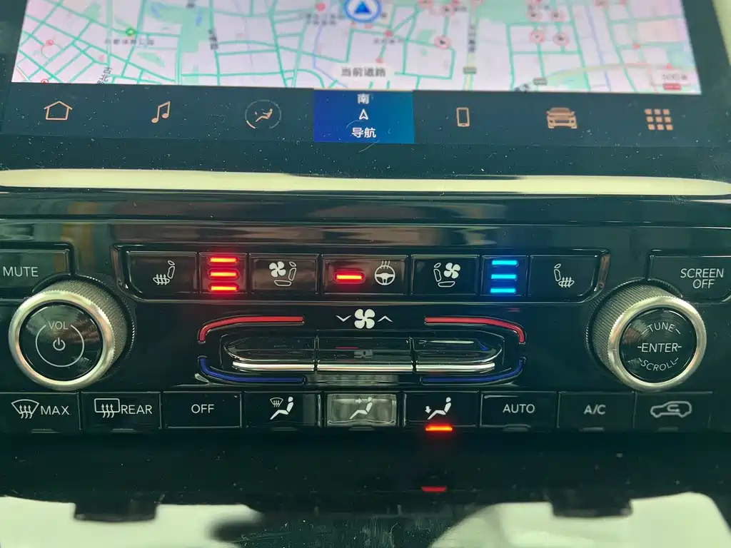 JEEP GRAND CHEROKEE 4XE