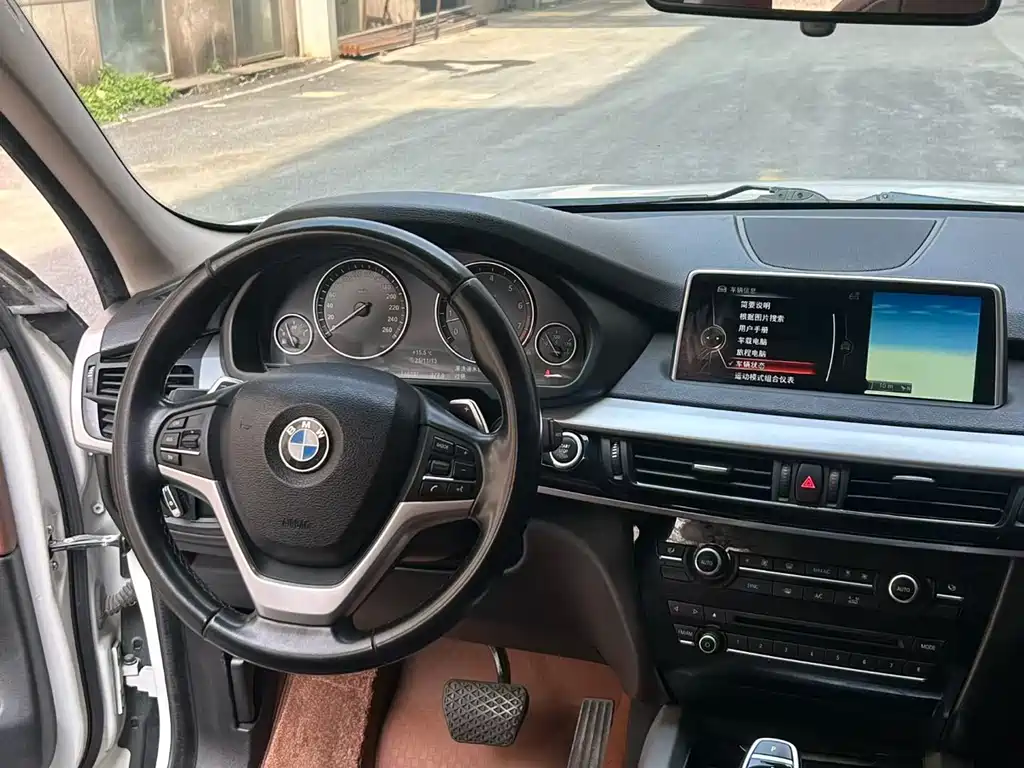 BMW X5 2014 xDrive35i Lead
