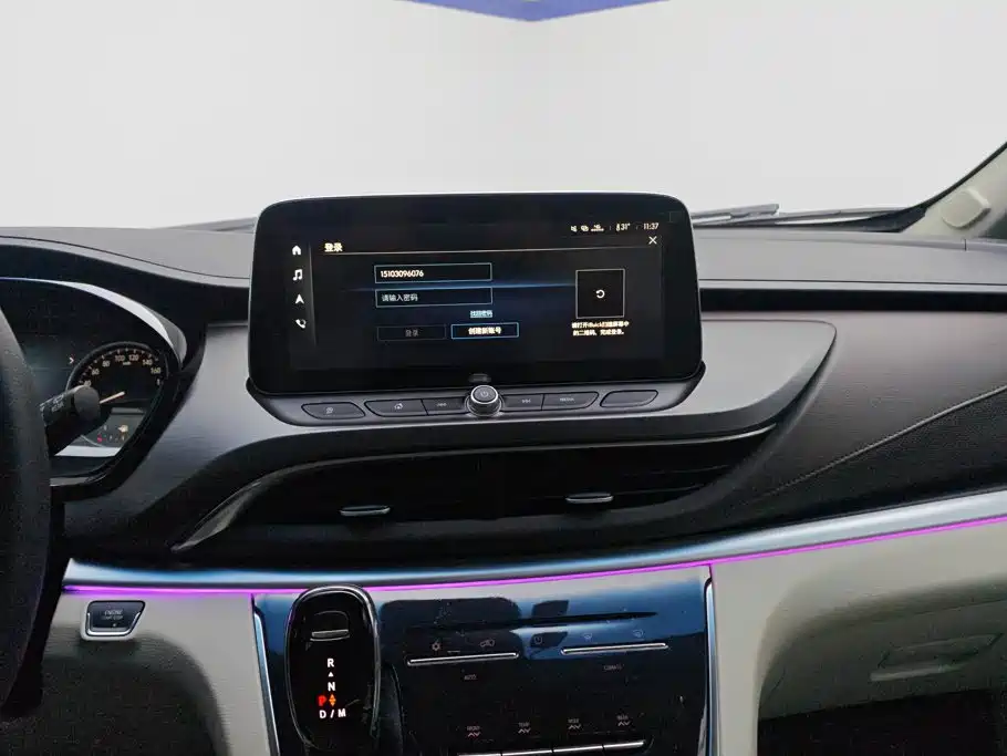 Buick GL8 — миниатюра 13