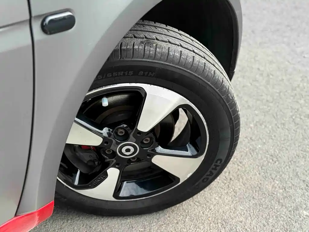 smart Smart Fortwo — миниатюра 4
