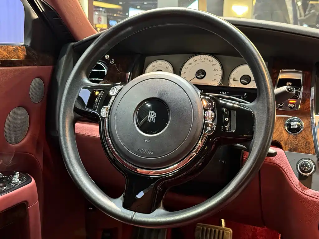 Rolls-Royce Ghost 2015 Series II Long Wheelbase