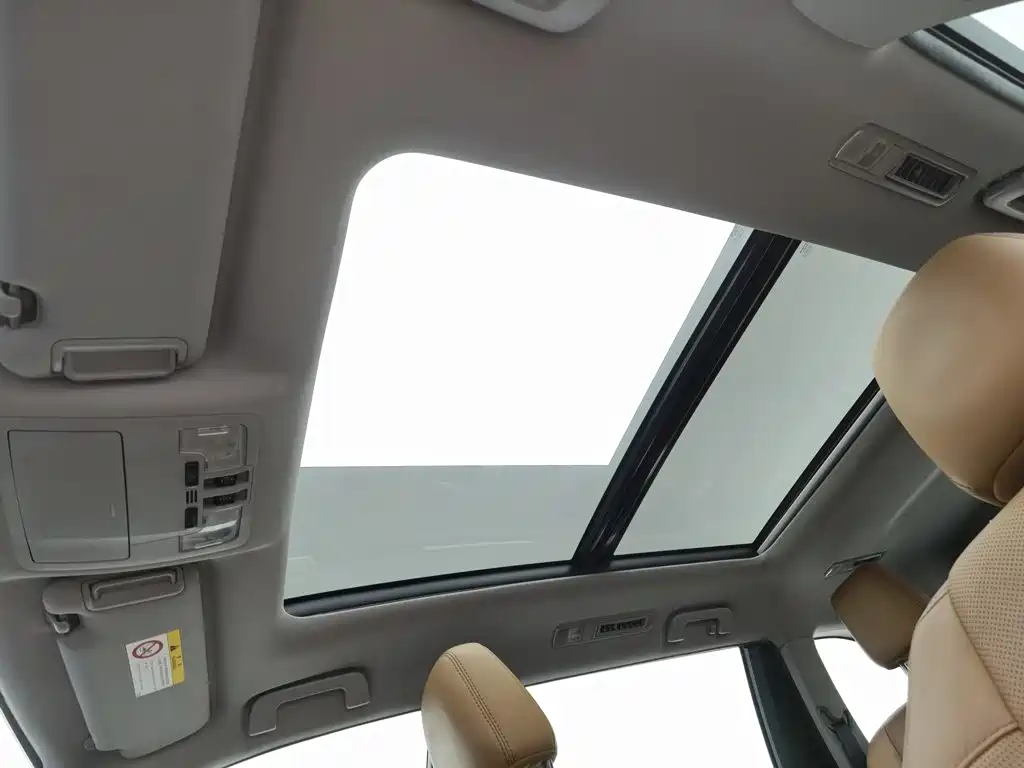 Toyota Highlander — миниатюра 14