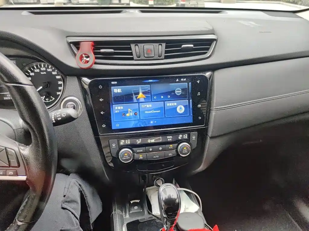 Nissan X-Trail — миниатюра 6