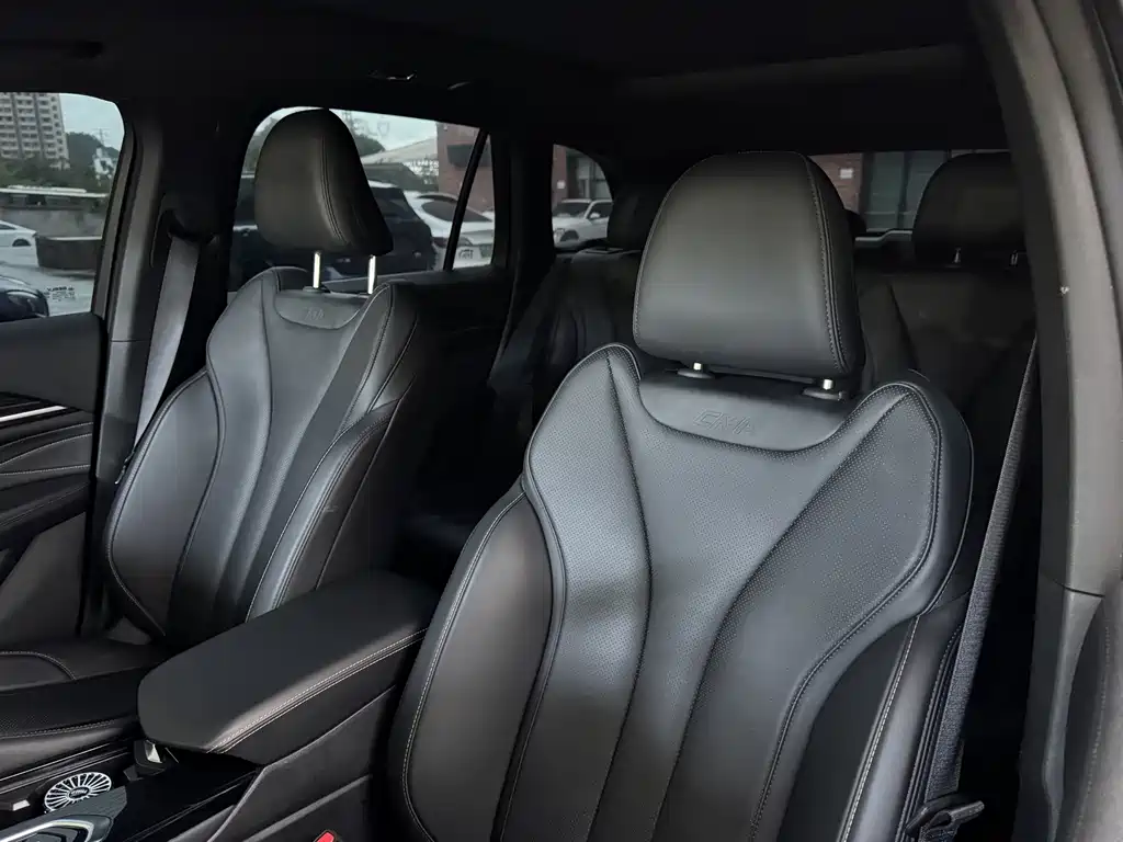 Geely Xingyue L — миниатюра 18