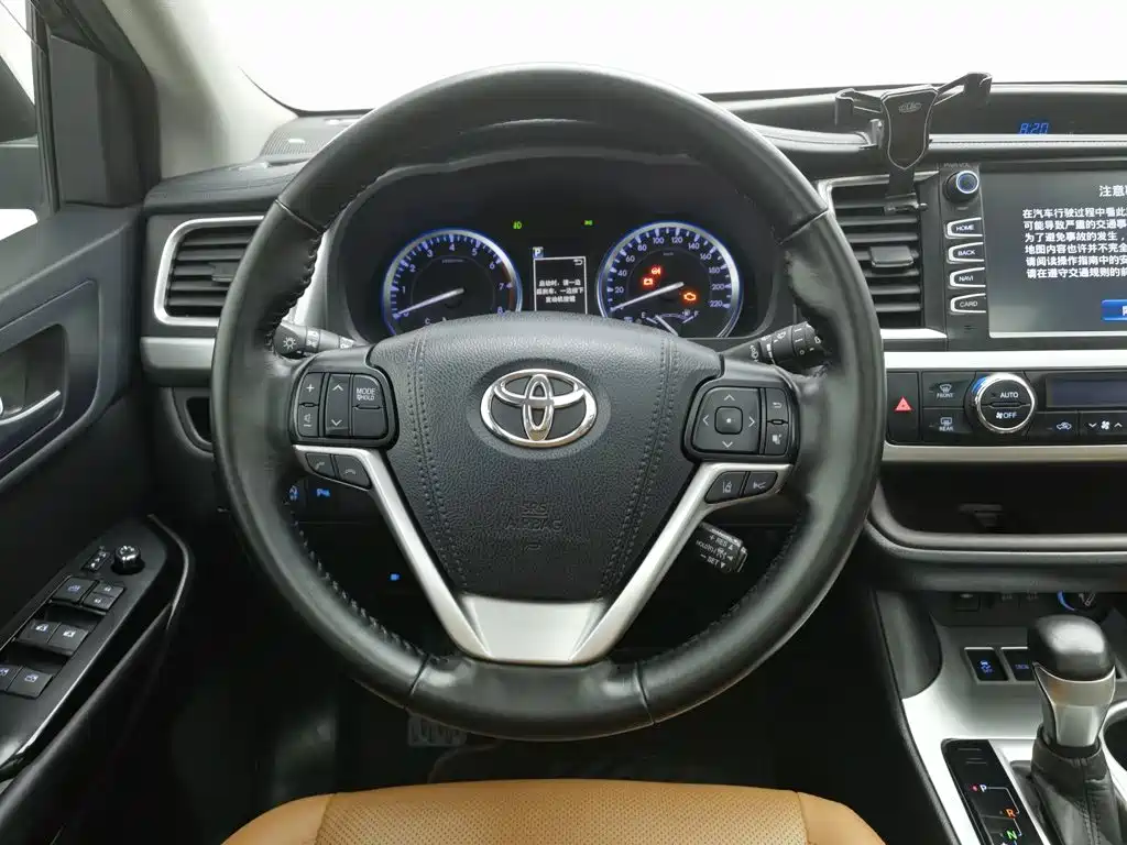 Toyota Highlander — миниатюра 11