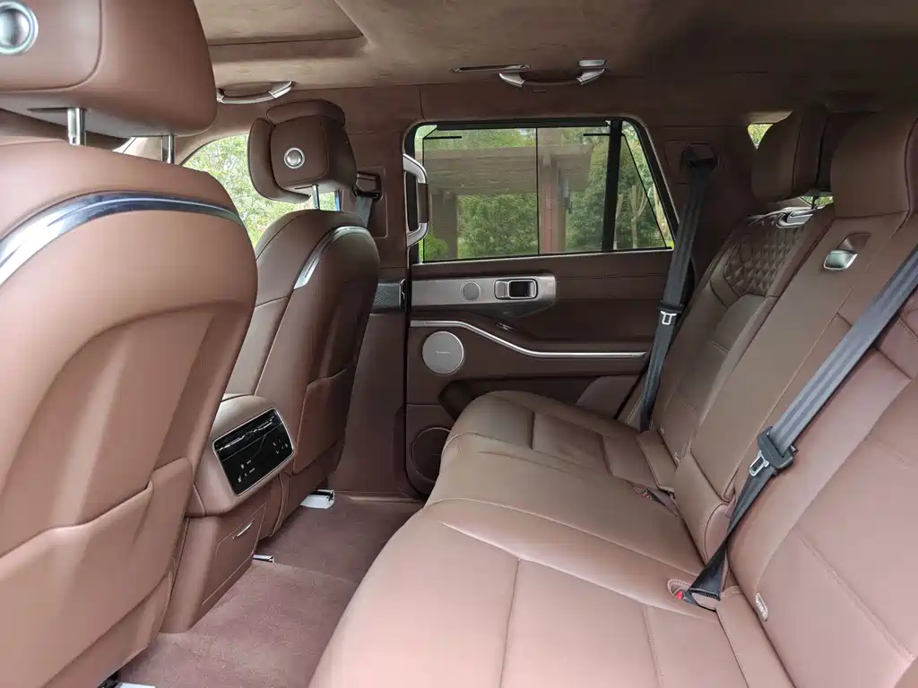 TANK TANK 700 NEW ENERGY