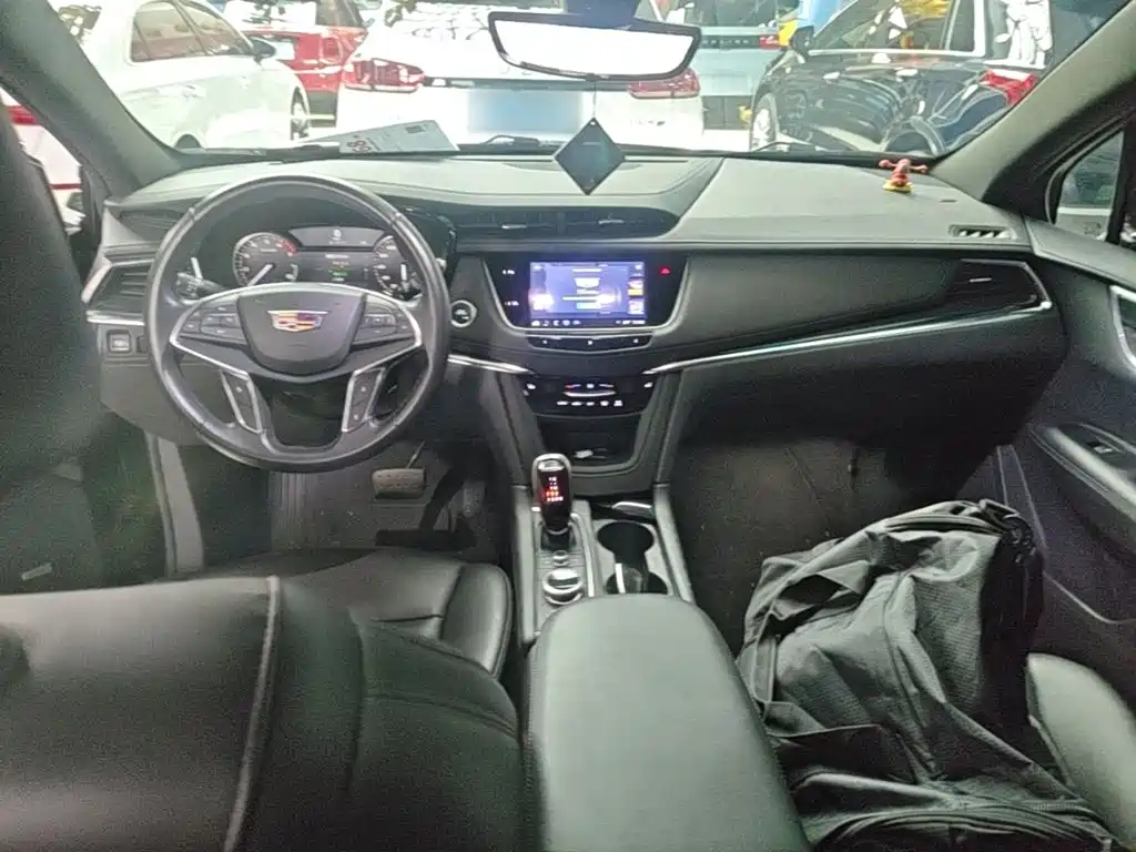 Cadillac XT5 — миниатюра 10