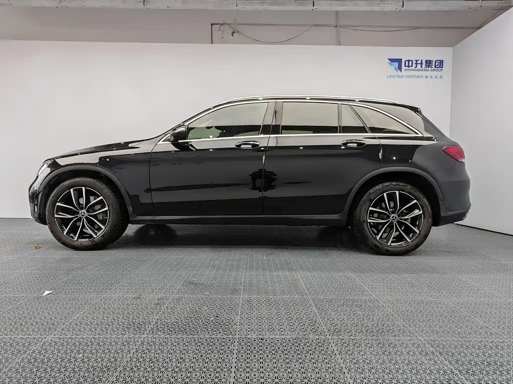 Mercedes-Benz GLC — миниатюра 7