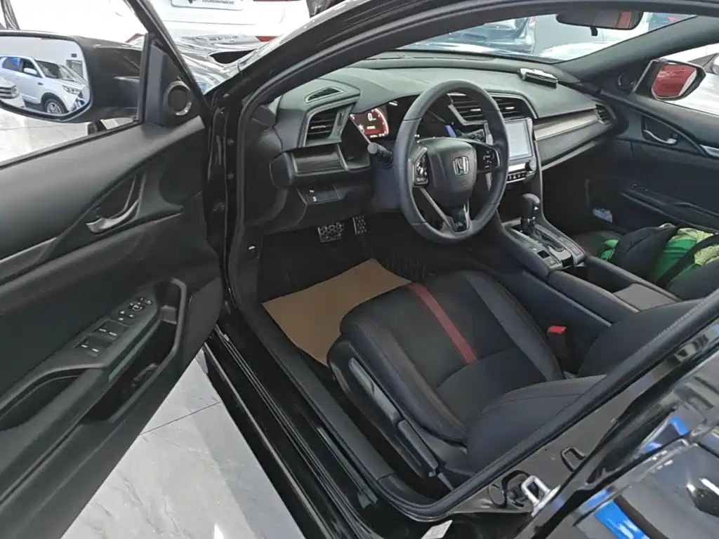 Honda Civic — миниатюра 16