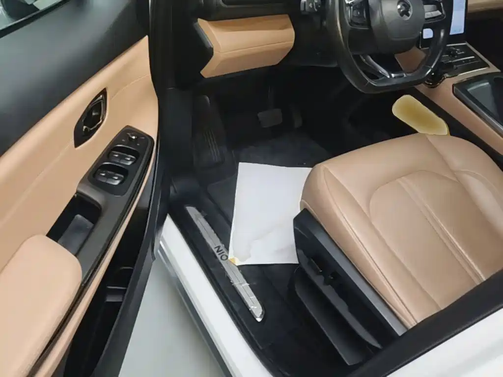 NIO ES6 — миниатюра 16