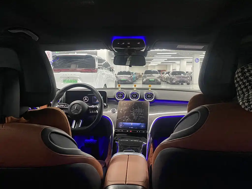 Mercedes-Benz C-Class — миниатюра 10