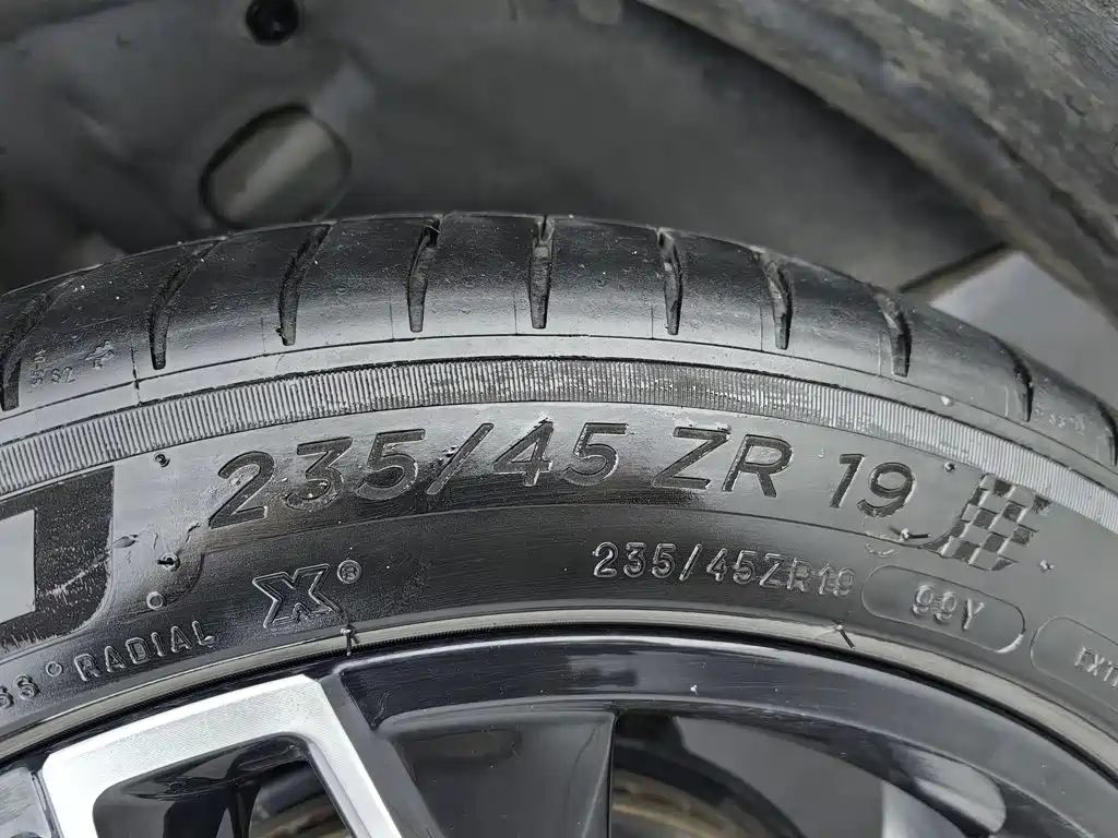 Roewe RX5 — миниатюра 24