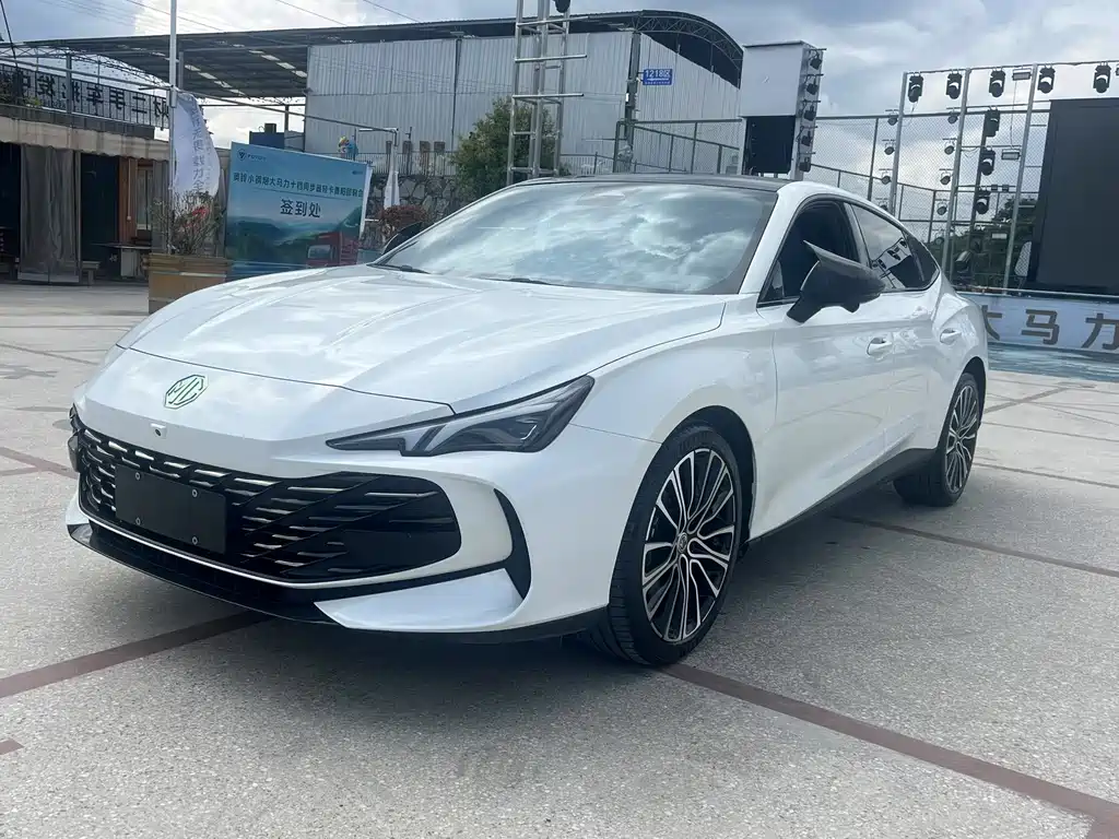 MG MG7