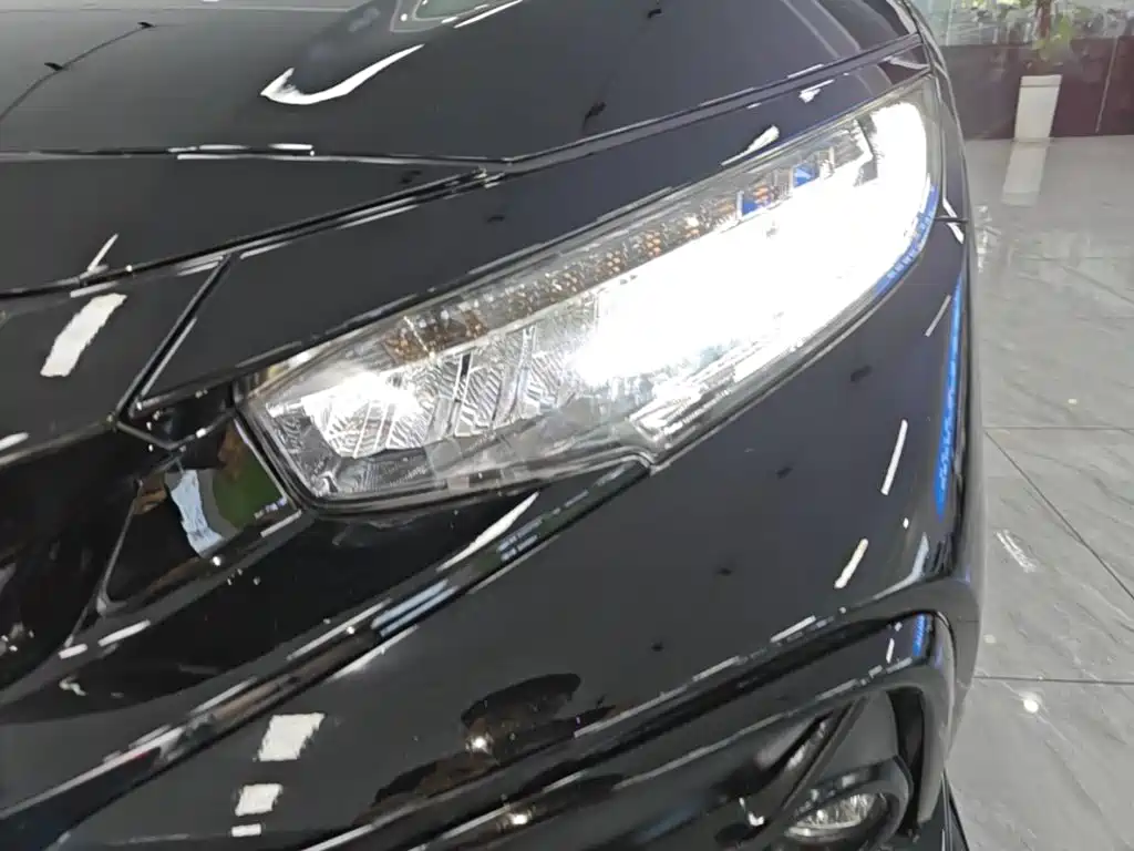 Honda Civic — миниатюра 24